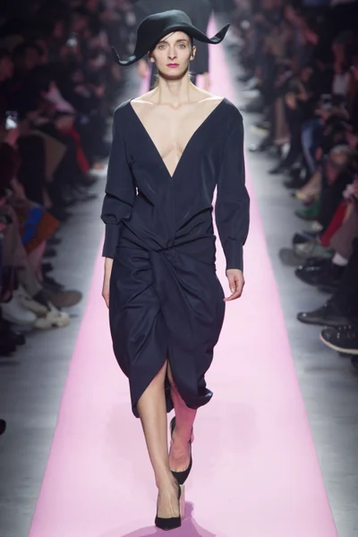 Look 33